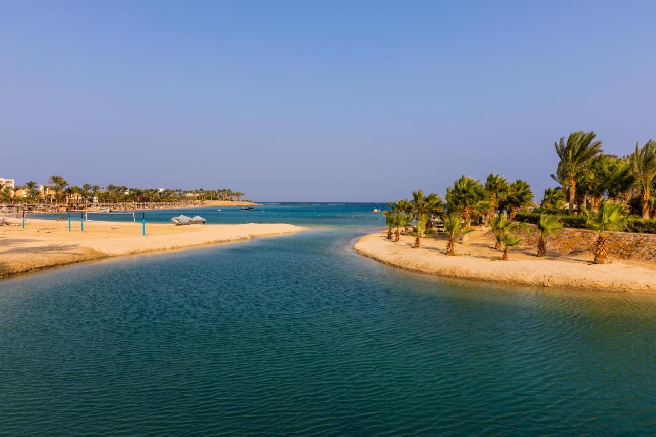 Brayka Bay Reef Resort Abu Dabbab Exterior photo