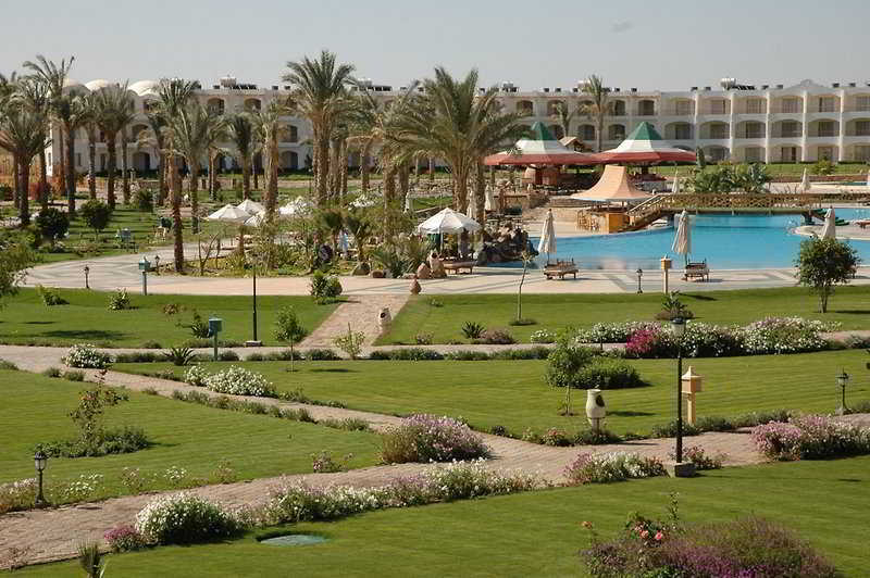 Brayka Bay Reef Resort Abu Dabbab Exterior photo